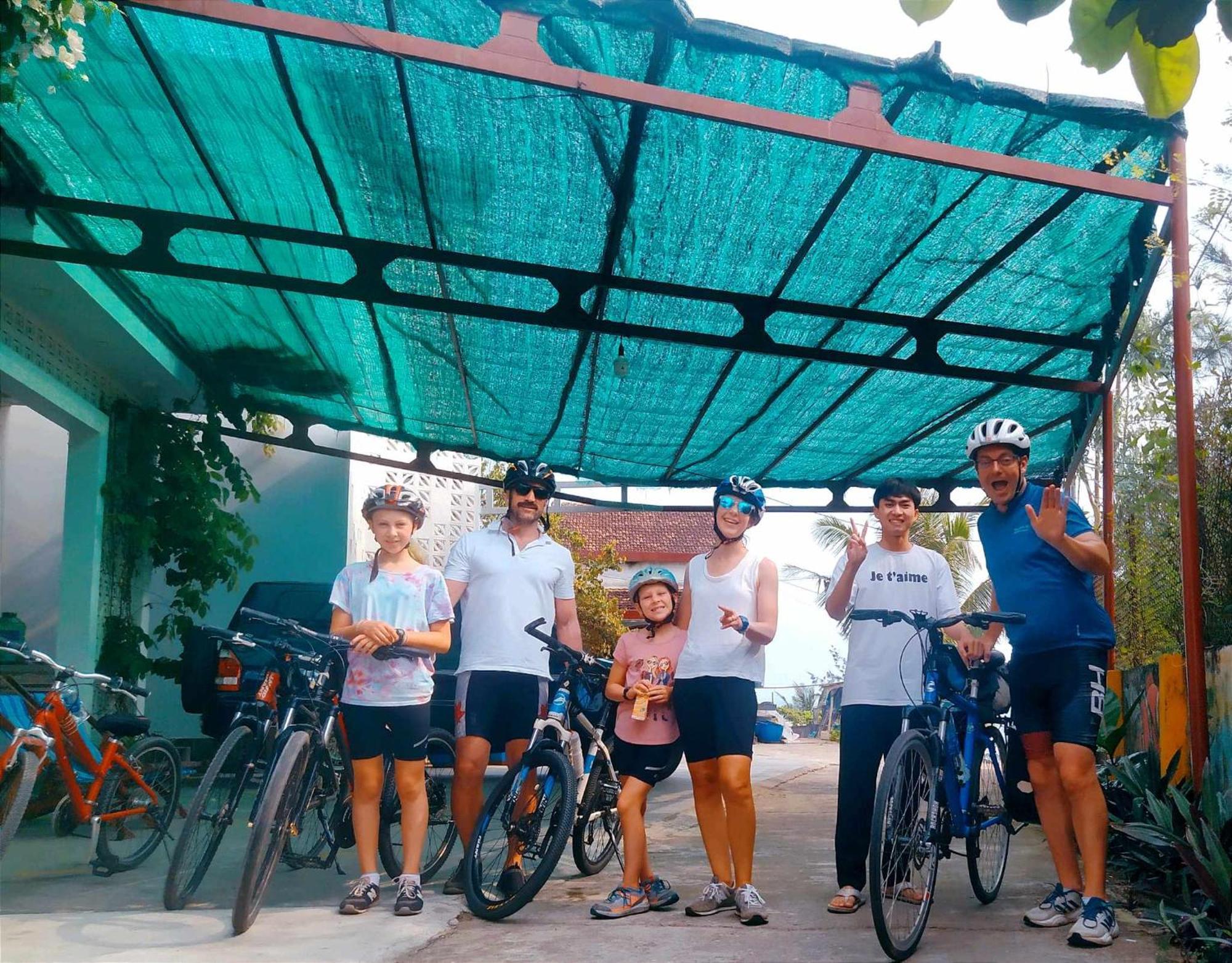 Canh Tien Homestay Tam Thanh Beach 땀끼 외부 사진
